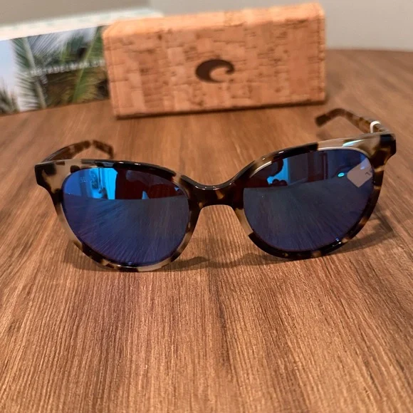 COSTA | NEW | ISLA | 2008 - 07 | SHINY TIGER COWRIE | BLUE MIRROR 580 GLASS - Picture 1 of 7